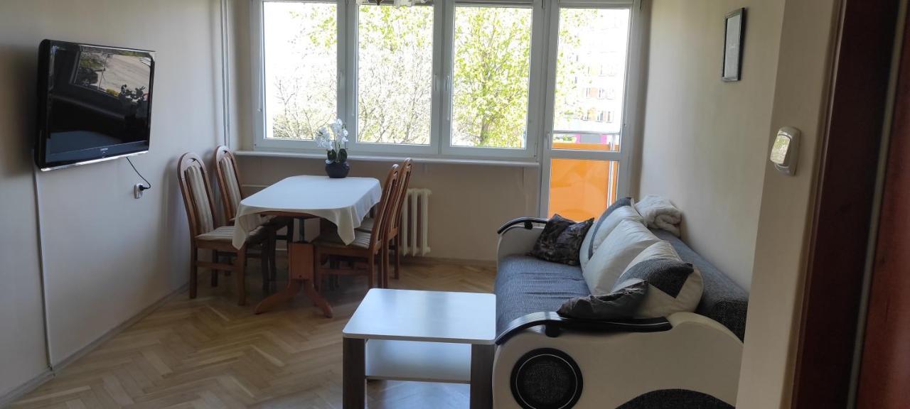 Apartament Am&O Apartment Кошалин Екстериор снимка